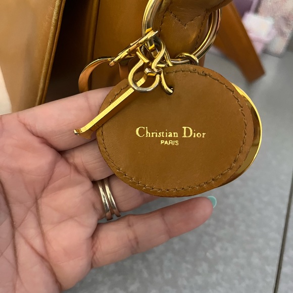 Authentic Christian Dior camel color crossbody 💫Rare hard to find bag - Picture 4 of 15